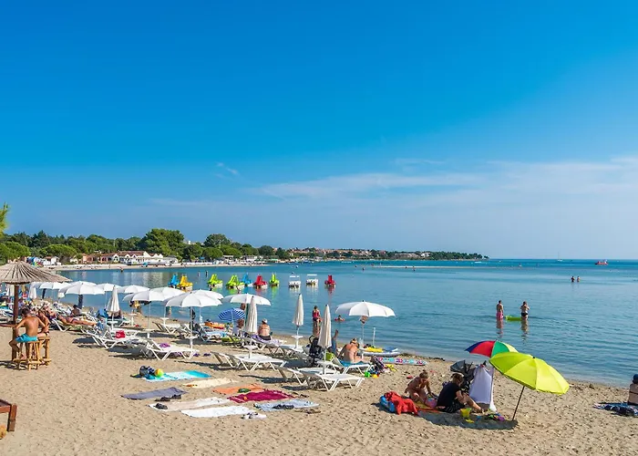 Amazing In With Kitchen *